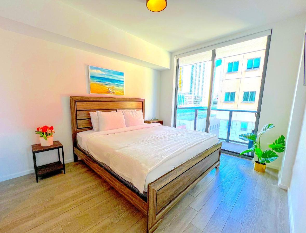 Top Miami Complex Full Amenities & Entertainment! Exterior photo